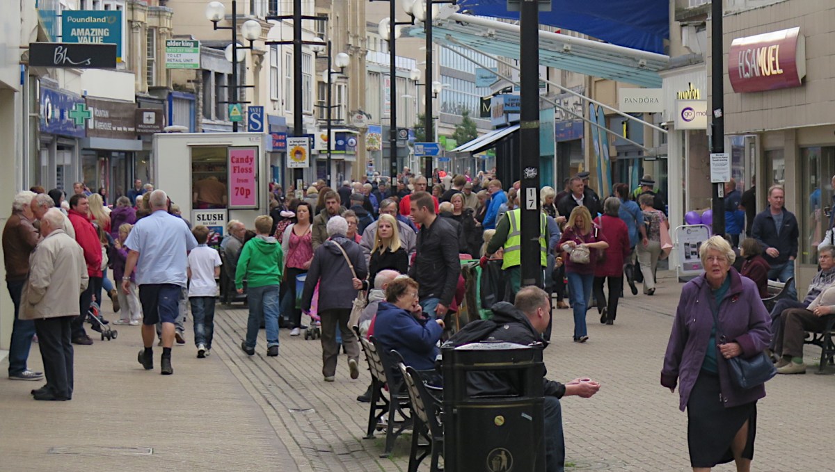 Travelling with an&nbsp;apostle